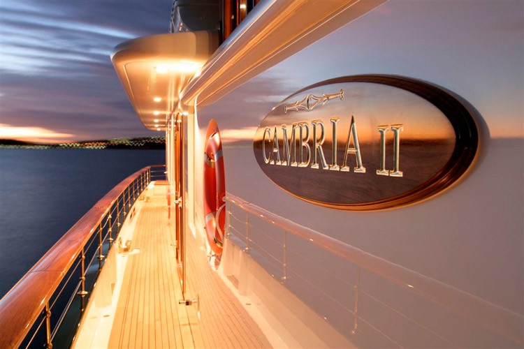 Yacht CAMBRIA II, Azzura Yachts CHARTERWORLD Luxury Superyacht Charters
